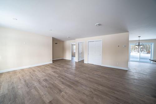 Salle à manger - 127 Rue Des Ruisseaux, Val-Des-Sources, QC - Indoor Photo Showing Other Room