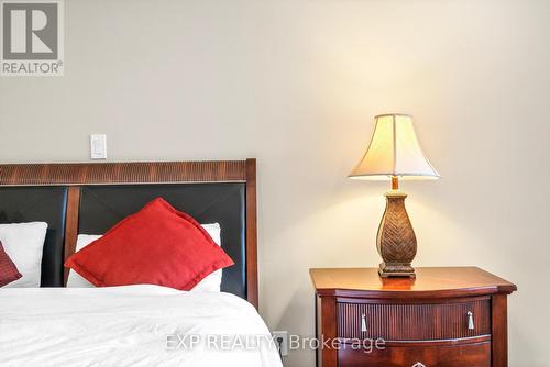 70 - 2555 Thomas Street, Mississauga, ON - Indoor Photo Showing Bedroom