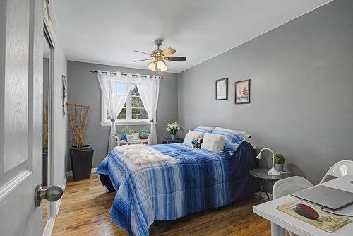 Chambre à coucher - 225 47E Rue O., Venise-En-Québec, QC - Indoor Photo Showing Bedroom