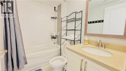 122 Courtland Avenue E Unit# 6, Kitchener, ON - Indoor Photo Showing Bathroom