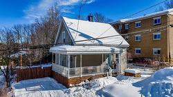 1258 Rue de Courcelette  Sherbrooke (Les Nations), QC J1H 3Y5