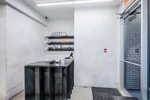 Réception - 5157 Rue Notre-Dame O., Montréal (Le Sud-Ouest), QC 