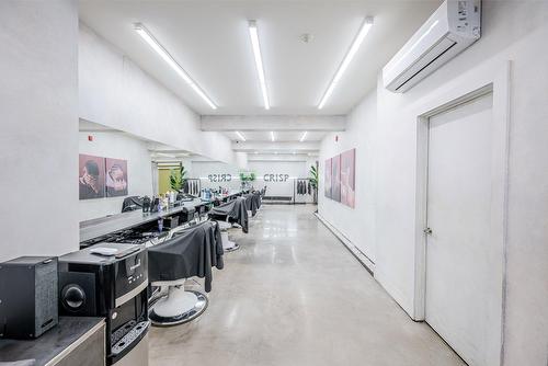 Commerce - 5157 Rue Notre-Dame O., Montréal (Le Sud-Ouest), QC 