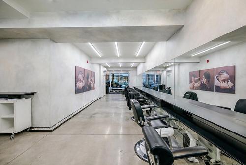 Commerce - 5157 Rue Notre-Dame O., Montréal (Le Sud-Ouest), QC 