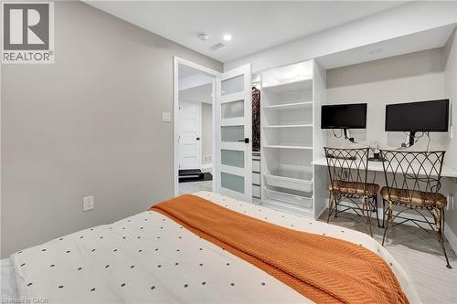 262 Grovehill Crescent, Kitchener, ON - Indoor Photo Showing Bedroom