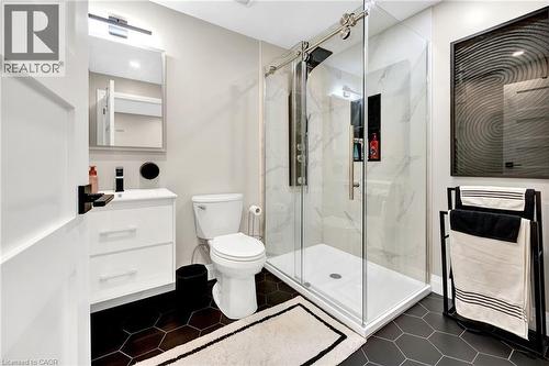 262 Grovehill Crescent, Kitchener, ON - Indoor Photo Showing Bathroom