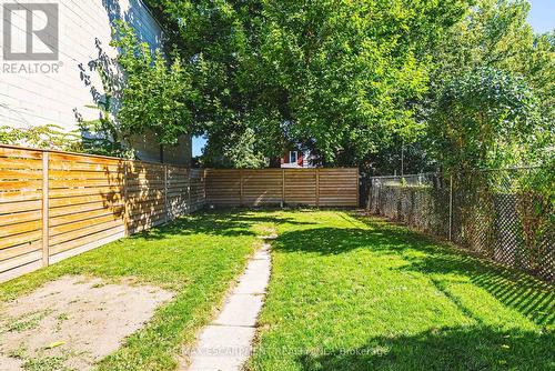 24 Rowanwood Street, Hamilton, ON - Outdoor