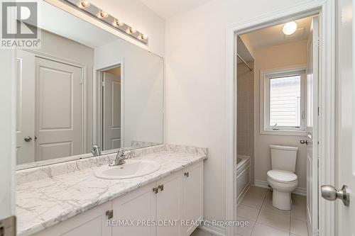 663 Anishinaabe Drive, Shelburne, ON - Indoor Photo Showing Bathroom