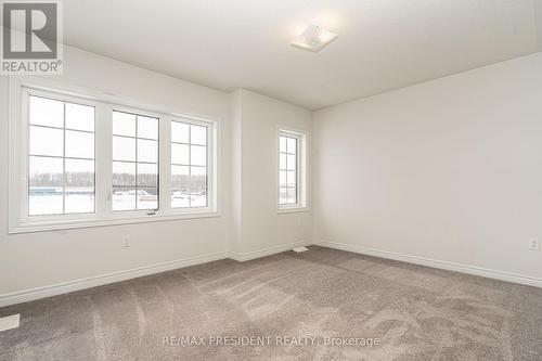 663 Anishinaabe Drive, Shelburne, ON - Indoor Photo Showing Other Room