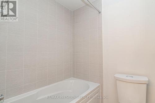 663 Anishinaabe Drive, Shelburne, ON - Indoor Photo Showing Bathroom