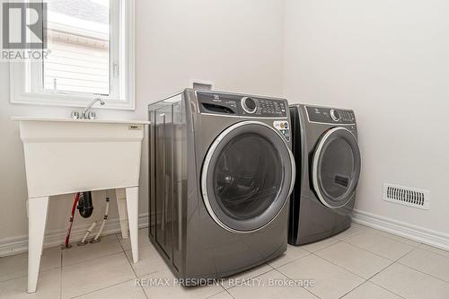 663 Anishinaabe Drive, Shelburne, ON - Indoor Photo Showing Laundry Room