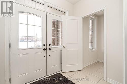 663 Anishinaabe Drive, Shelburne, ON - Indoor Photo Showing Other Room