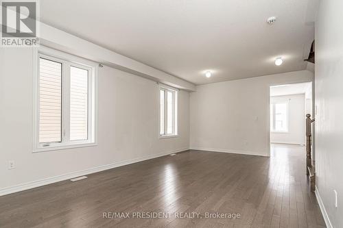 663 Anishinaabe Drive, Shelburne, ON - Indoor Photo Showing Other Room