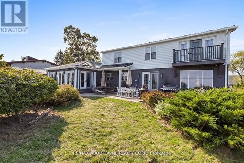 1073 North Service Road, Hamilton, ON - Outdoor