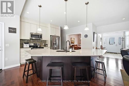 112060 11Th Line, East Garafraxa, ON - Indoor Photo Showing Kitchen With Upgraded Kitchen