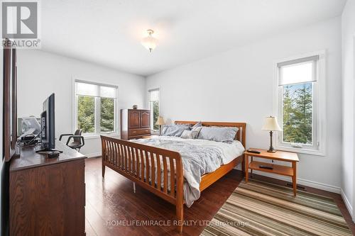 112060 11Th Line, East Garafraxa, ON - Indoor Photo Showing Bedroom