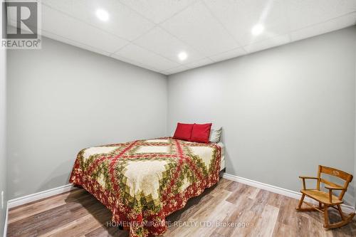 112060 11Th Line, East Garafraxa, ON - Indoor Photo Showing Bedroom