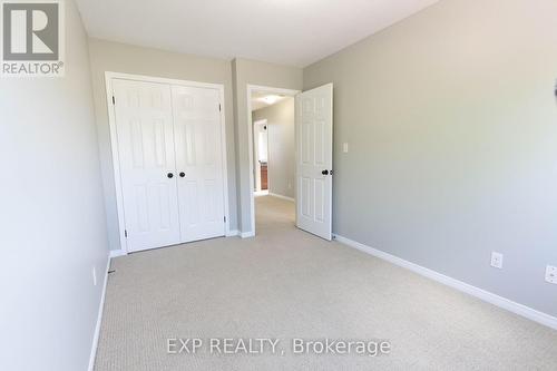1319 Countrystone Drive, Kitchener, ON - Indoor Photo Showing Other Room