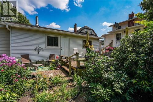 110 Livingston Avenue, Grimsby, ON - Outdoor