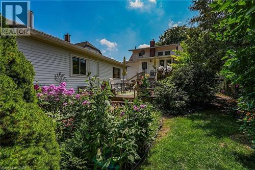 110 Livingston Avenue, Grimsby, ON - Outdoor