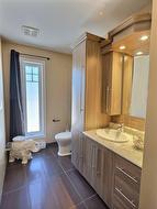 Powder room - 