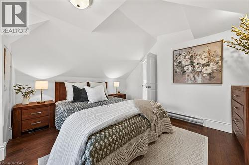 447 Herkimer Street, Hamilton, ON - Indoor Photo Showing Bedroom