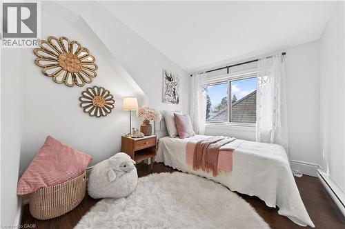 447 Herkimer Street, Hamilton, ON - Indoor Photo Showing Bedroom