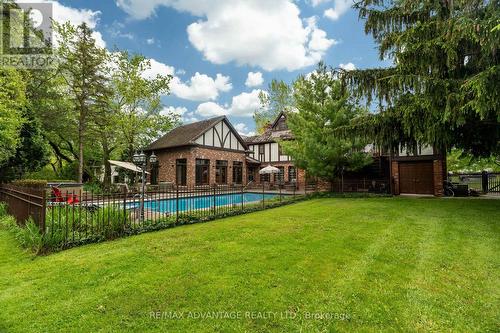 1510 Ryersie Road, London North (North A), ON - Outdoor With In Ground Pool With Backyard