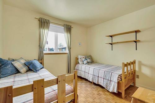 Chambre à coucher - 3765 Rue De Cambrai, Laval (Saint-François), QC - Indoor Photo Showing Bedroom