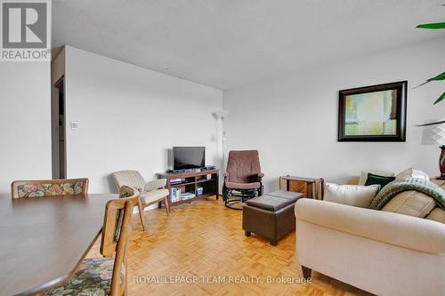 Living Room / Dining Room - 708 - 20 Chesterton Drive, Ottawa, ON - Indoor