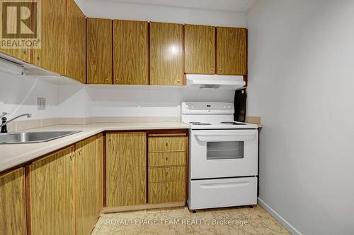 Kitchen - 708 - 20 Chesterton Drive, Ottawa, ON - Indoor Photo Showing Kitchen