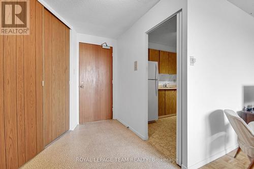 Foyer - 708 - 20 Chesterton Drive, Ottawa, ON - Indoor