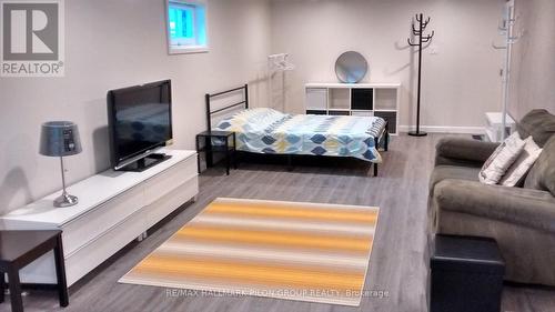 2089 Bangor Street, Ottawa, ON - Indoor Photo Showing Bedroom