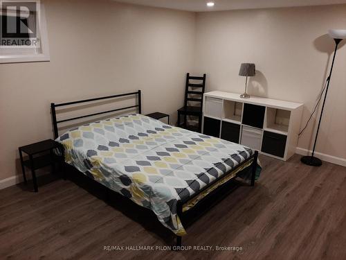 2089 Bangor Street, Ottawa, ON - Indoor Photo Showing Bedroom