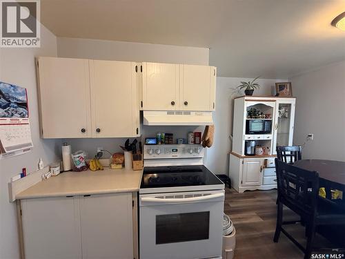 104 Main Street S, Watson, SK - Indoor Photo Showing Kitchen