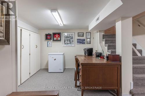 2 Gardiner Place, St. Catharines (Downtown), ON - Indoor