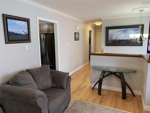 1 Cassandra Drive, Dartmouth, NS 