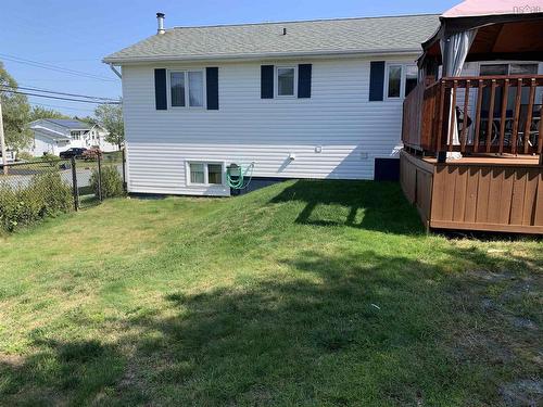 1 Cassandra Drive, Dartmouth, NS 