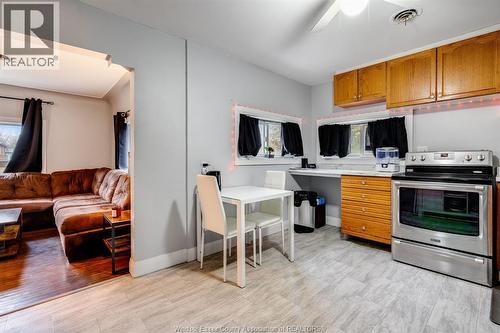 672 Talbot Road, Maidstone, ON - Indoor Photo Showing Kitchen