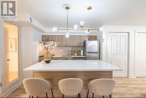 1 Givins Street, Toronto, ON - Indoor