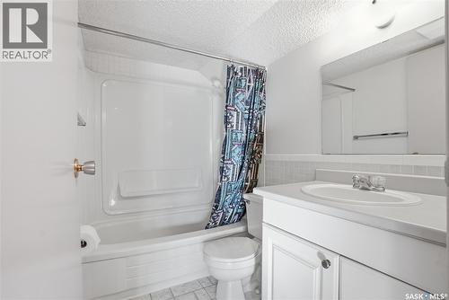 538 Bowman Lane, Saskatoon, SK - Indoor Photo Showing Bathroom