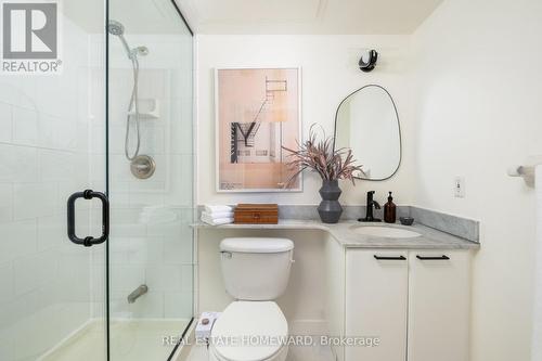 321 - 955 Queen Street W, Toronto, ON - Indoor Photo Showing Bathroom