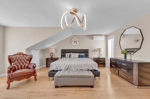 Chambre à coucher principale - 8 Rue Picasso, Notre-Dame-De-L'Île-Perrot, QC - Indoor Photo Showing Bedroom
