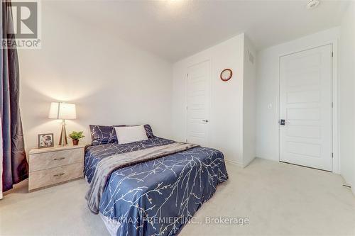 609 Mika Street, Innisfil, ON - Indoor Photo Showing Bedroom