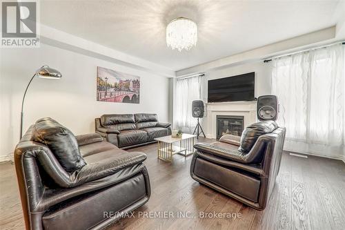 609 Mika Street, Innisfil, ON - Indoor Photo Showing Living Room With Fireplace