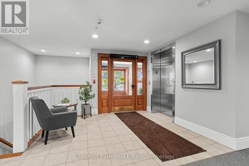 402 - 391B Manitoba Street, Bracebridge (Macaulay), ON - Indoor Photo Showing Other Room