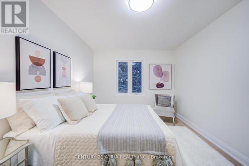 10 - 590 Sandhurst Circle, Toronto, ON - Indoor Photo Showing Bedroom