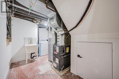 10 - 590 Sandhurst Circle, Toronto, ON - Indoor Photo Showing Other Room