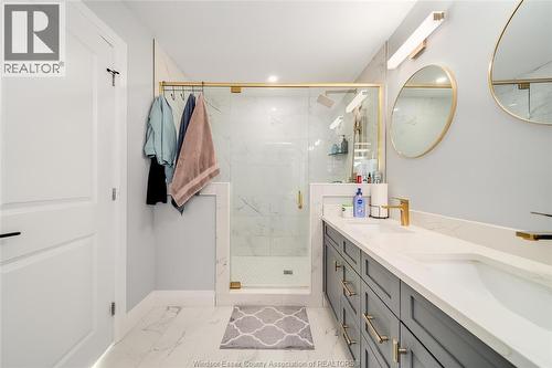 4433 Belmont, Comber, ON - Indoor Photo Showing Bathroom