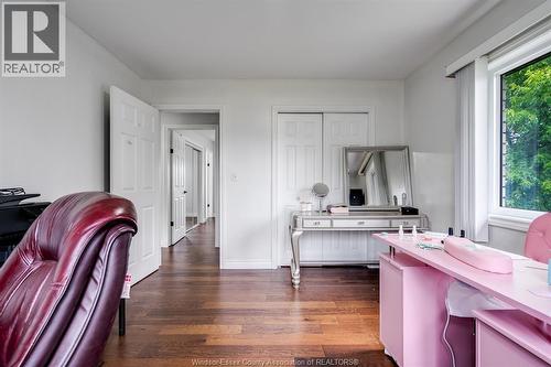 833 Talbot Road East, Leamington, ON - Indoor